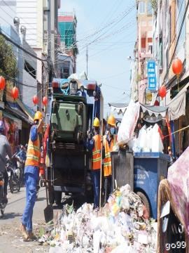 Thu gom, vận chuyển xà xử lý rác thải sinh hoạt